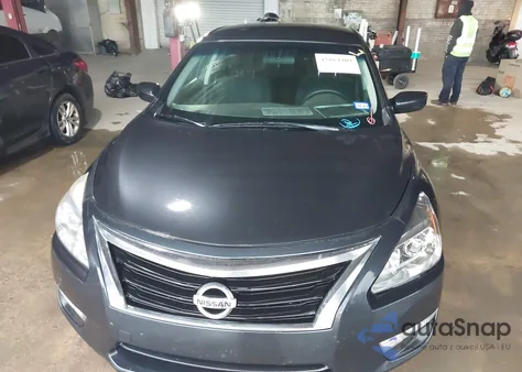 2015 Nissan Altima 2.5/2.5 S/2.5 Sl/2.5 Sv из США, поврежденный, VIN 1N4AL3AP7FN373062